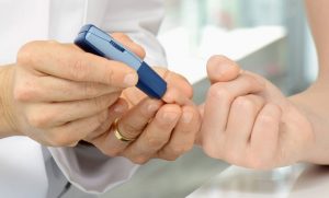 Bệnh tiểu đường ở người cao tuổi có chữa được không?