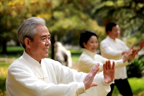 Người già hãy chủ động “tận hưởng” cuộc sống như người Nhật
