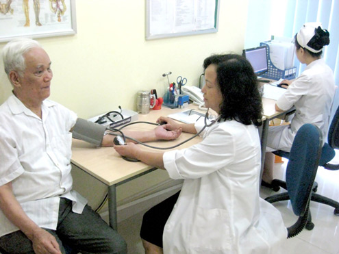 Bệnh cao huyết áp rất thường gặp ở người cao tuổi