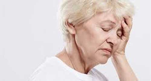Cách chữa bệnh đau đầu ở người cao tuổi