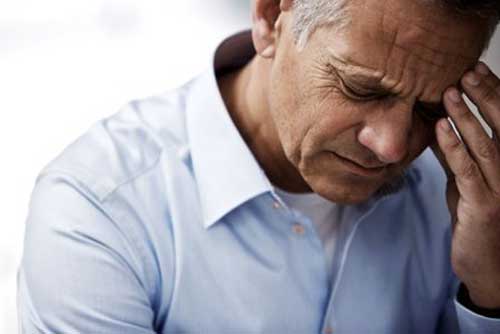 Cách phòng ngừa bệnh đau đầu ở người cao tuổi